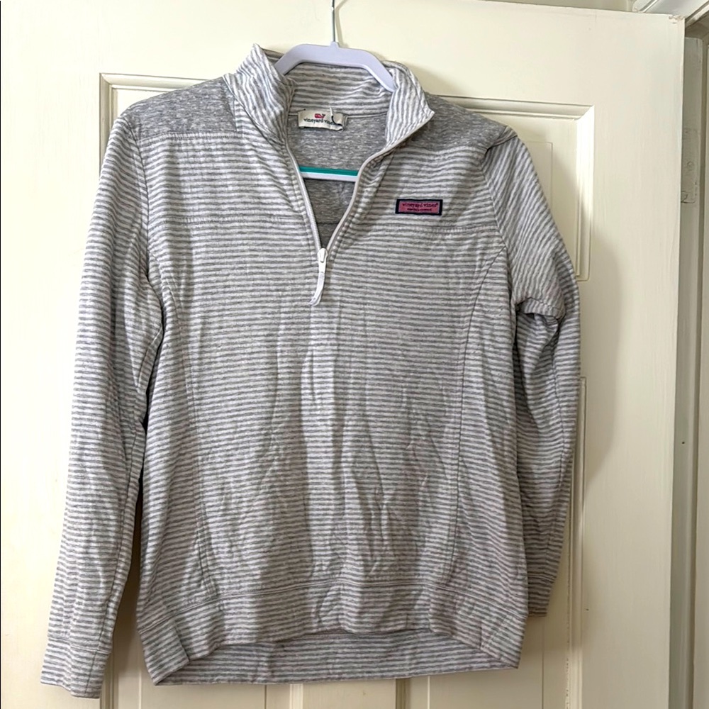 Vineyard vines Women's Gray and white Striped Sweater